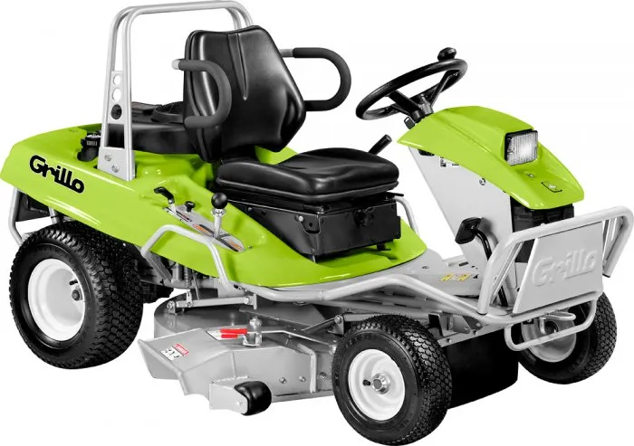 Tondeuse débroussailleuse autoportée Grillo Climber MD18 idéale pour les terrains en pente. Équipement disponible chez Outivert, votre spécialiste à Nivelles et Waterloo.